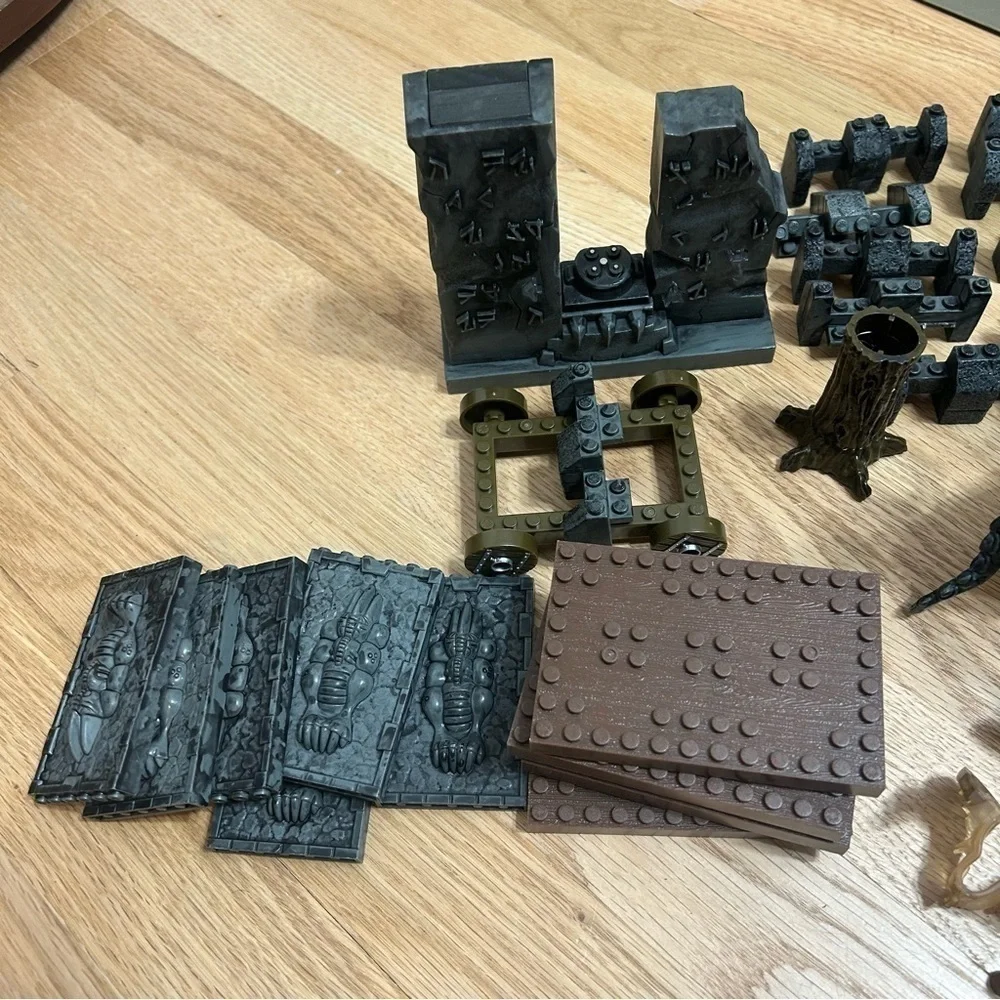 Mega Bloks Dragons Krystal Wars HUGE Lot Bundle Knights Figures Orcs Weapons
